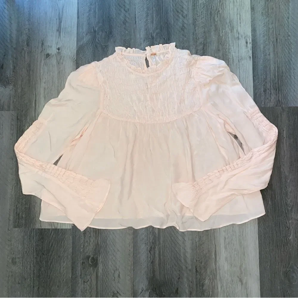 Free People Ruffle Blouse Pink Feminine XS Flowy Romantic